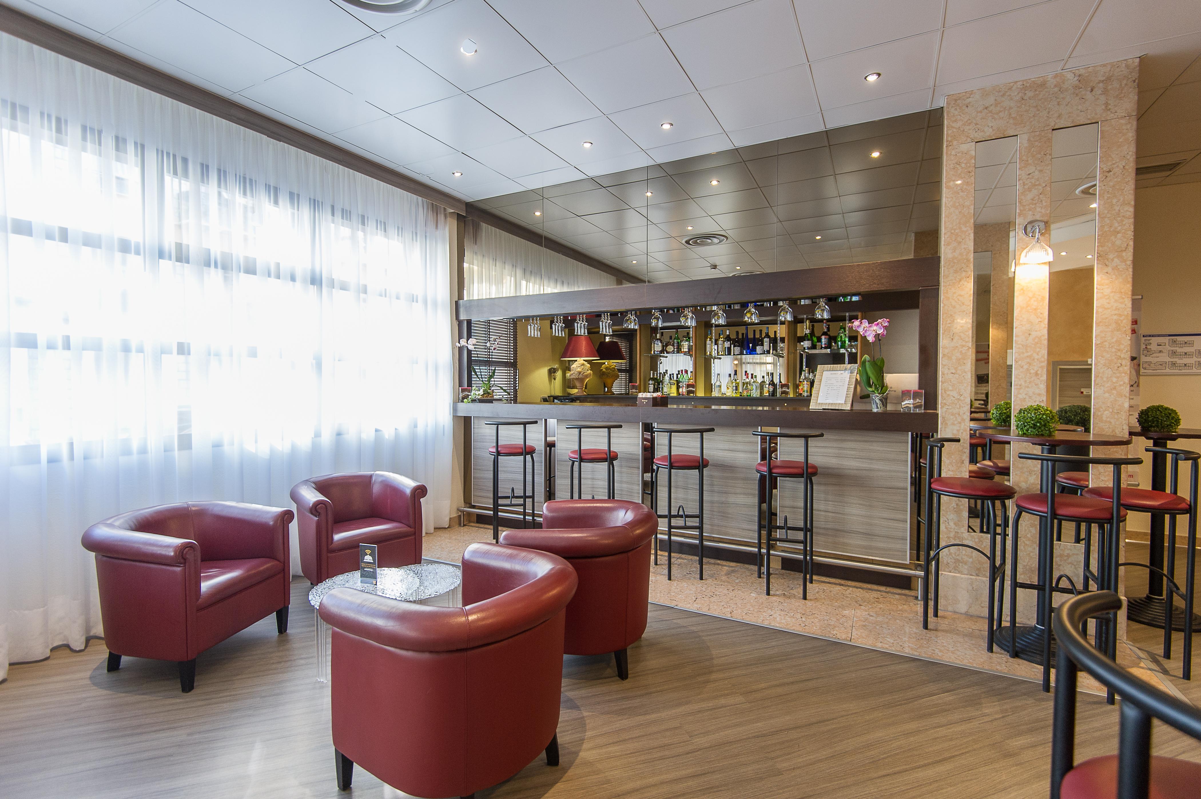 Nice Pam Hotel Fully Renovated Luaran gambar