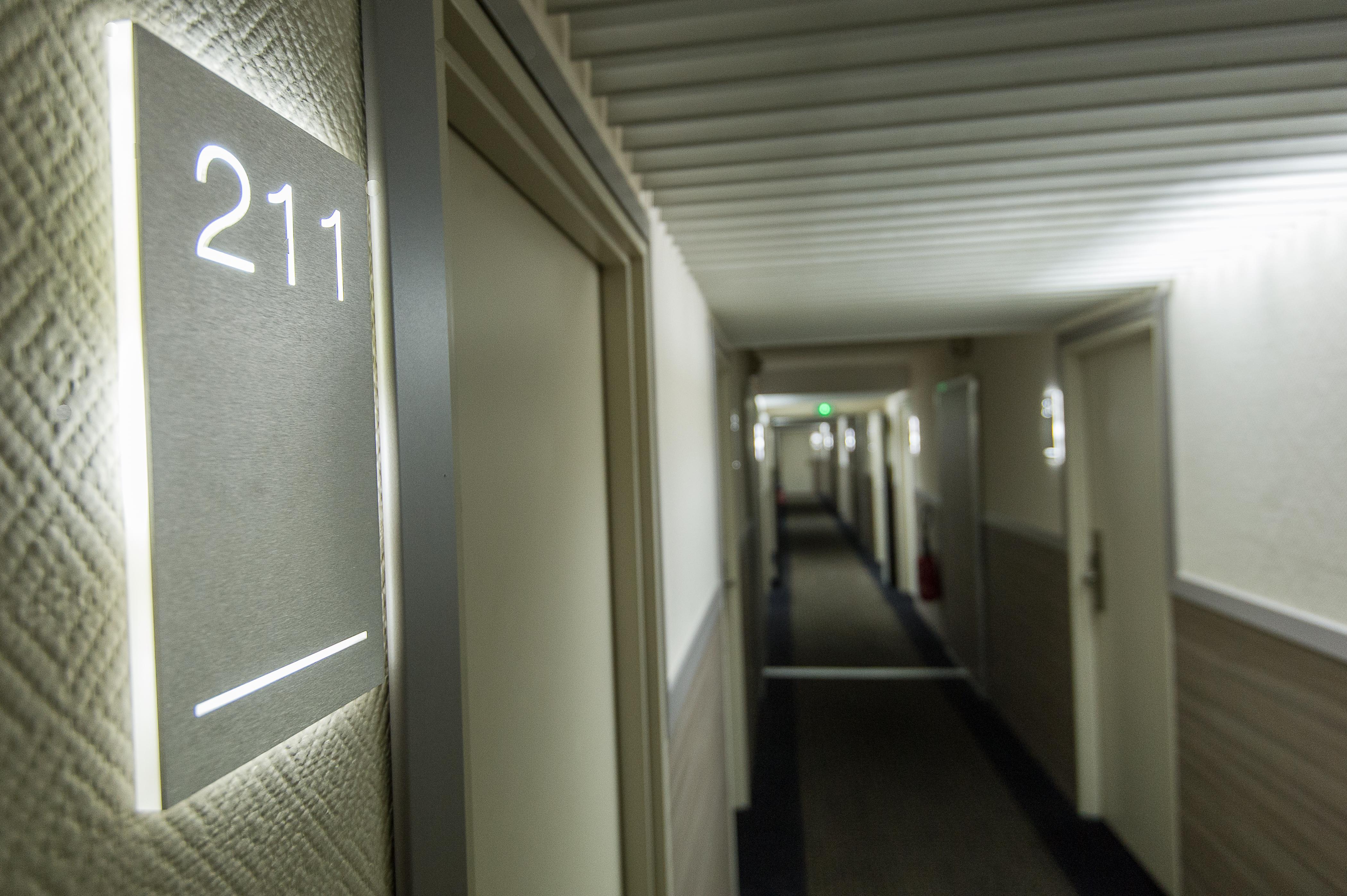 Nice Pam Hotel Fully Renovated Luaran gambar